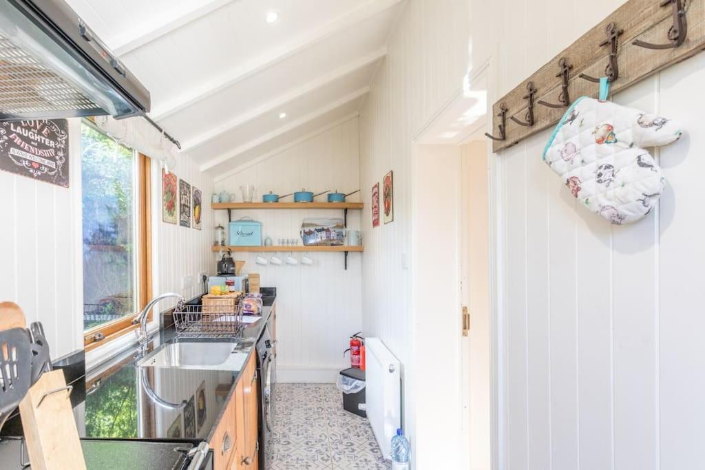 The Stable - Cottage With A Spectacular Lake View Port Of Menteith Exteriör bild