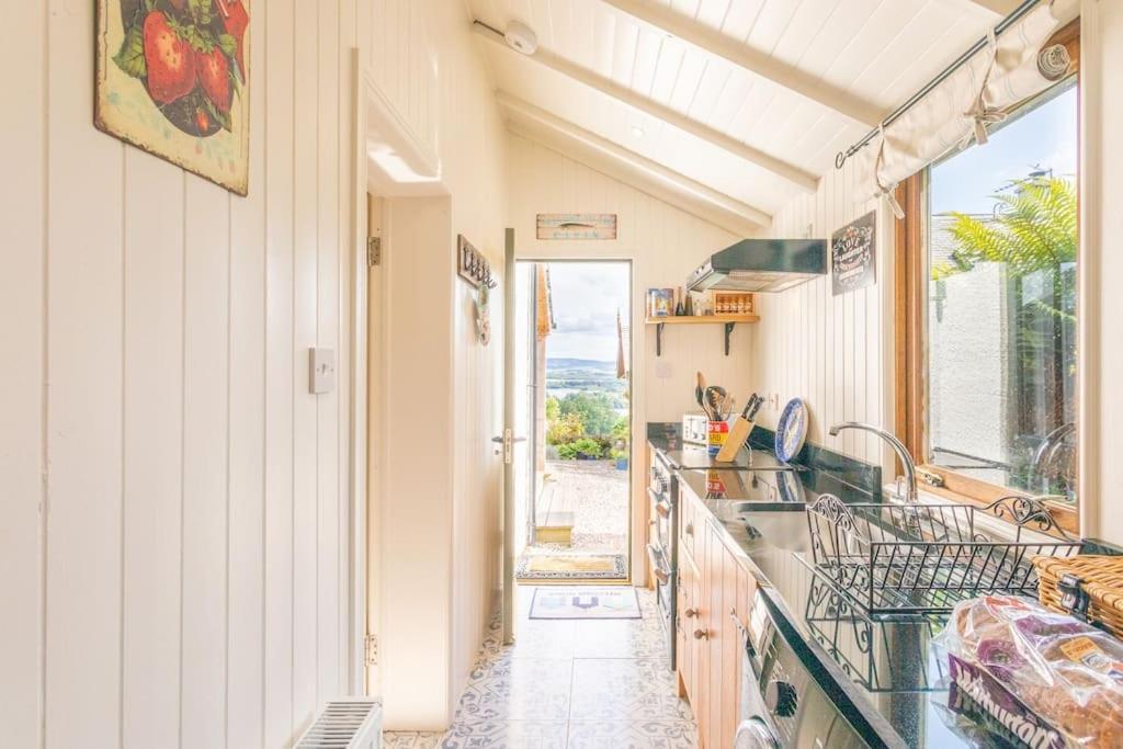 The Stable - Cottage With A Spectacular Lake View Port Of Menteith Exteriör bild